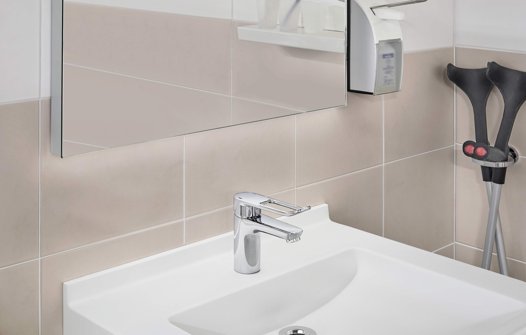 Oras Clinica - Washbasin faucet 5611