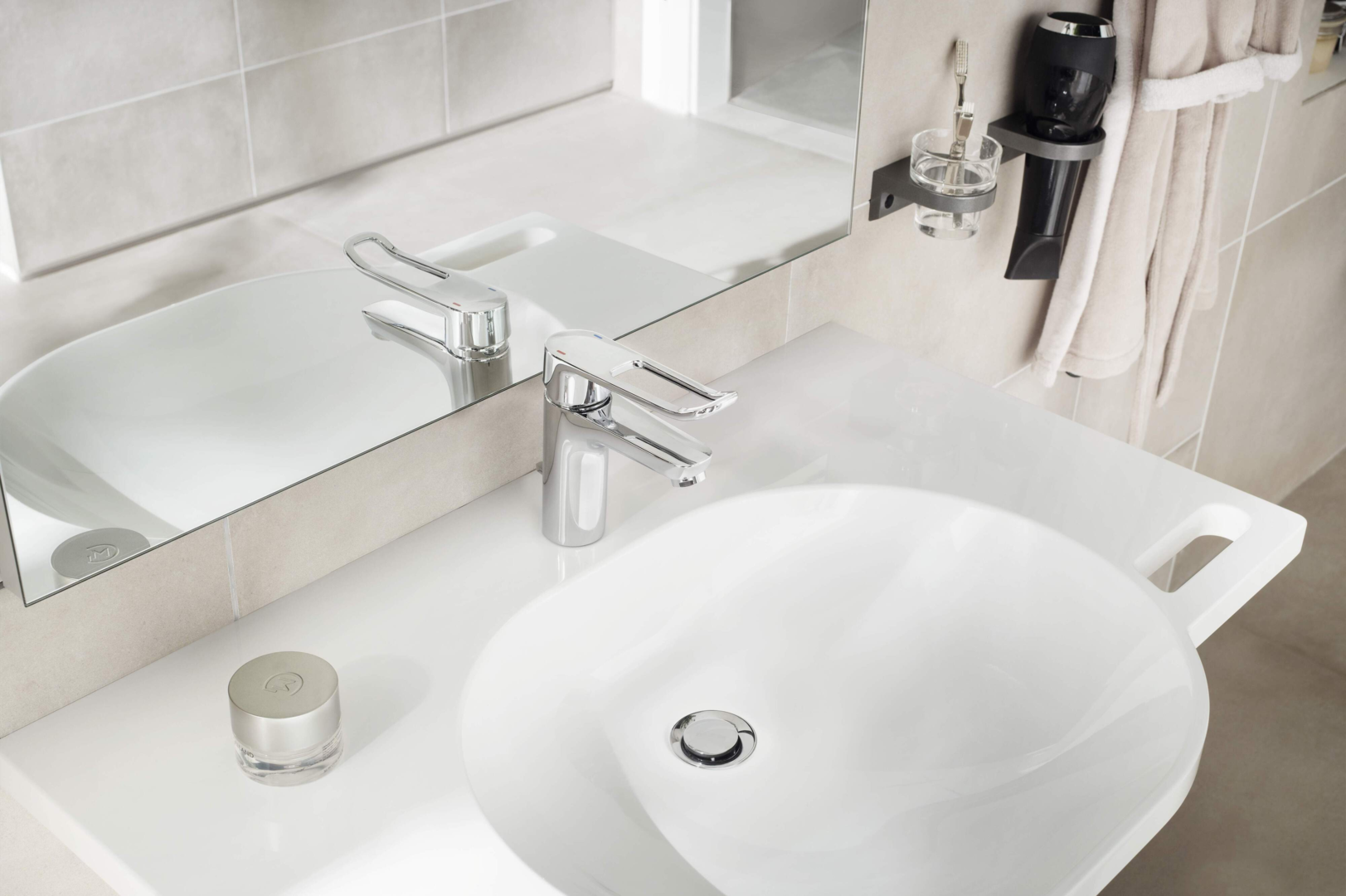 Oras Clinica - Washbasin faucet 5611
